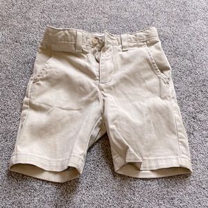Crown & Ivy light tan shorts
